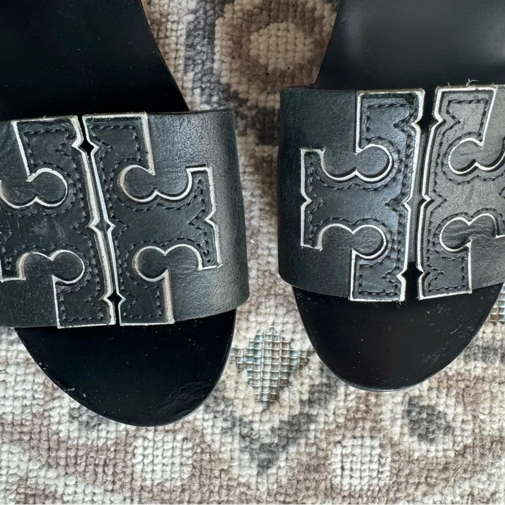 Tory Burch Ines Wedge Black Sandals Size 6M